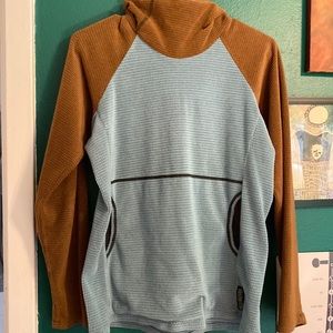 Medium sized women’s Melanzana